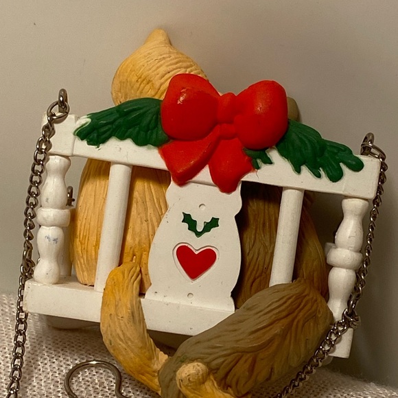 Vintage cat ornament Hallmark Our Christmas Together 1993 cat couple on a Swing - Picture 15 of 16